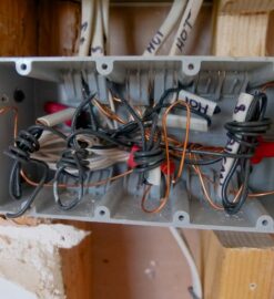 Rozdzielnica elektryczna – szafa sterownicza projektowanie i montaż