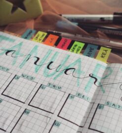 Jak efektywnie zarządzać czasem — praktyczny poradnik